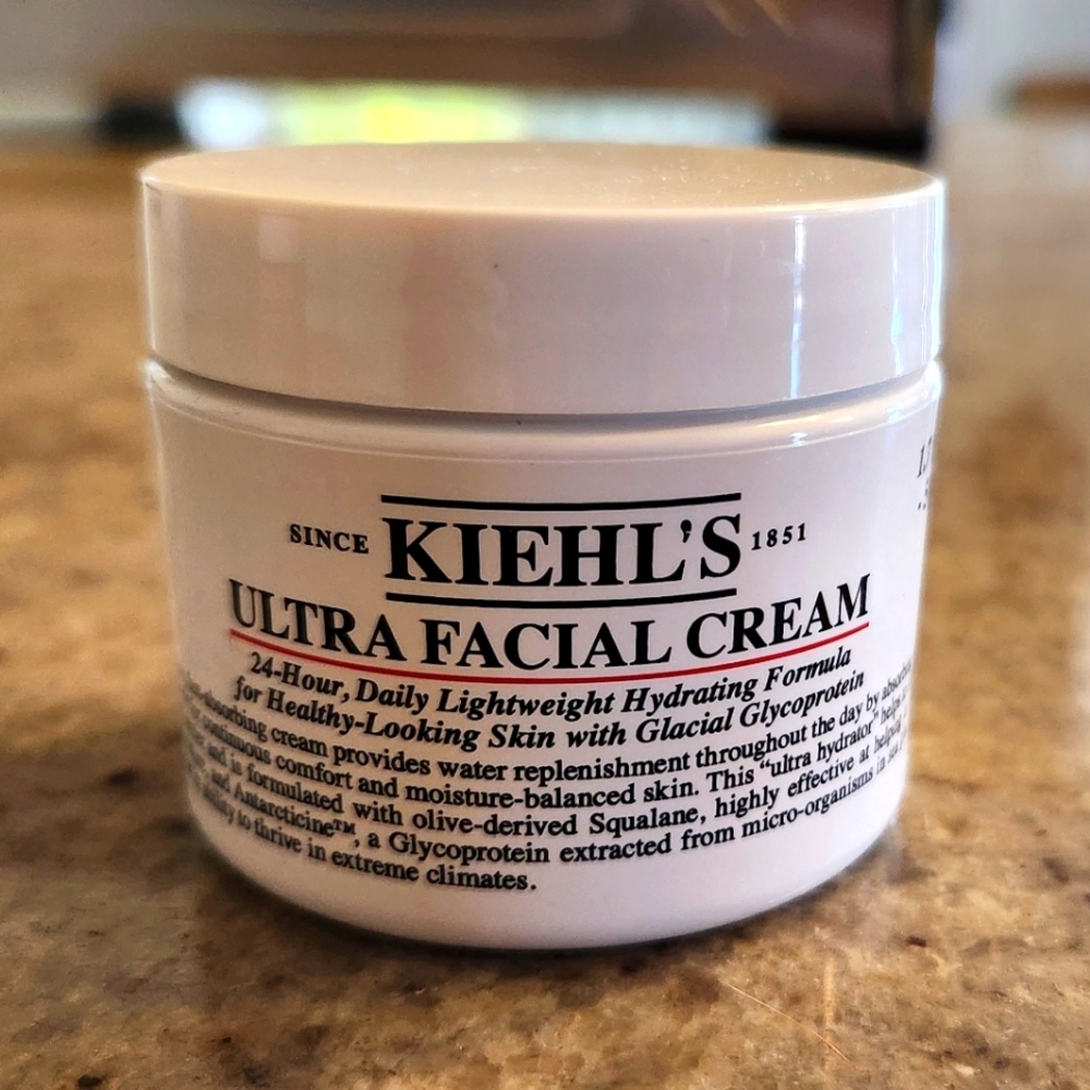 NWT KIEHLS ULTRA FACIAL CREAM MOISTURIZER 1.7 oz/ 50ml